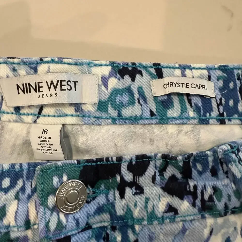 Nine West Chrystie Capri Pants Women's 16 Multicolor Blue Mid Rise Soft Twill - Picture 4 of 7